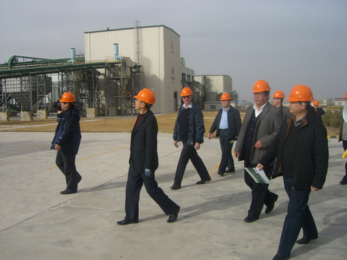 國(guó)家農(nóng)業(yè)部、財(cái)政部以及甘肅省農(nóng)業(yè)廳、財(cái)政廳等領(lǐng)導(dǎo)到公司考察調(diào)研