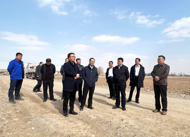 振興種業(yè)在行動,敦煌種業(yè)牽手奧凱種機、大禹節(jié)水現(xiàn)場對接推進千畝智慧種業(yè)示范園區(qū)建設項目