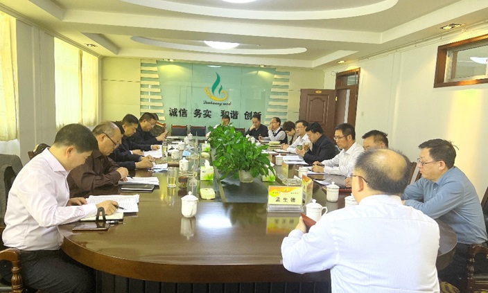 市委常委、副市長張秀林到敦煌種業(yè)調研