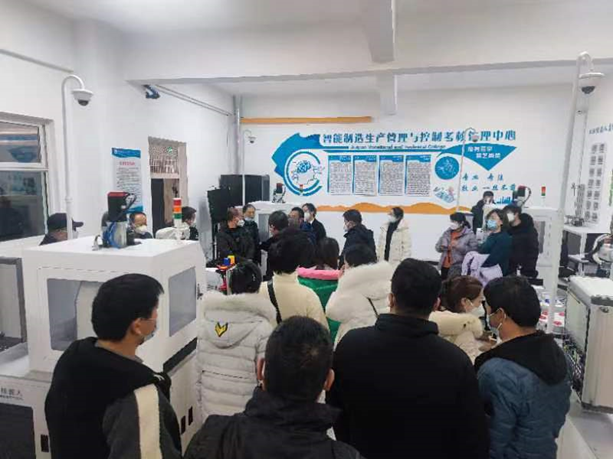 “三抓三促”進(jìn)行時 | 強(qiáng)化職業(yè)教育 加速人才培養(yǎng) 助推種業(yè)振興 —— 敦煌種業(yè)產(chǎn)業(yè)學(xué)院落實“三抓三促”行動紀(jì)實